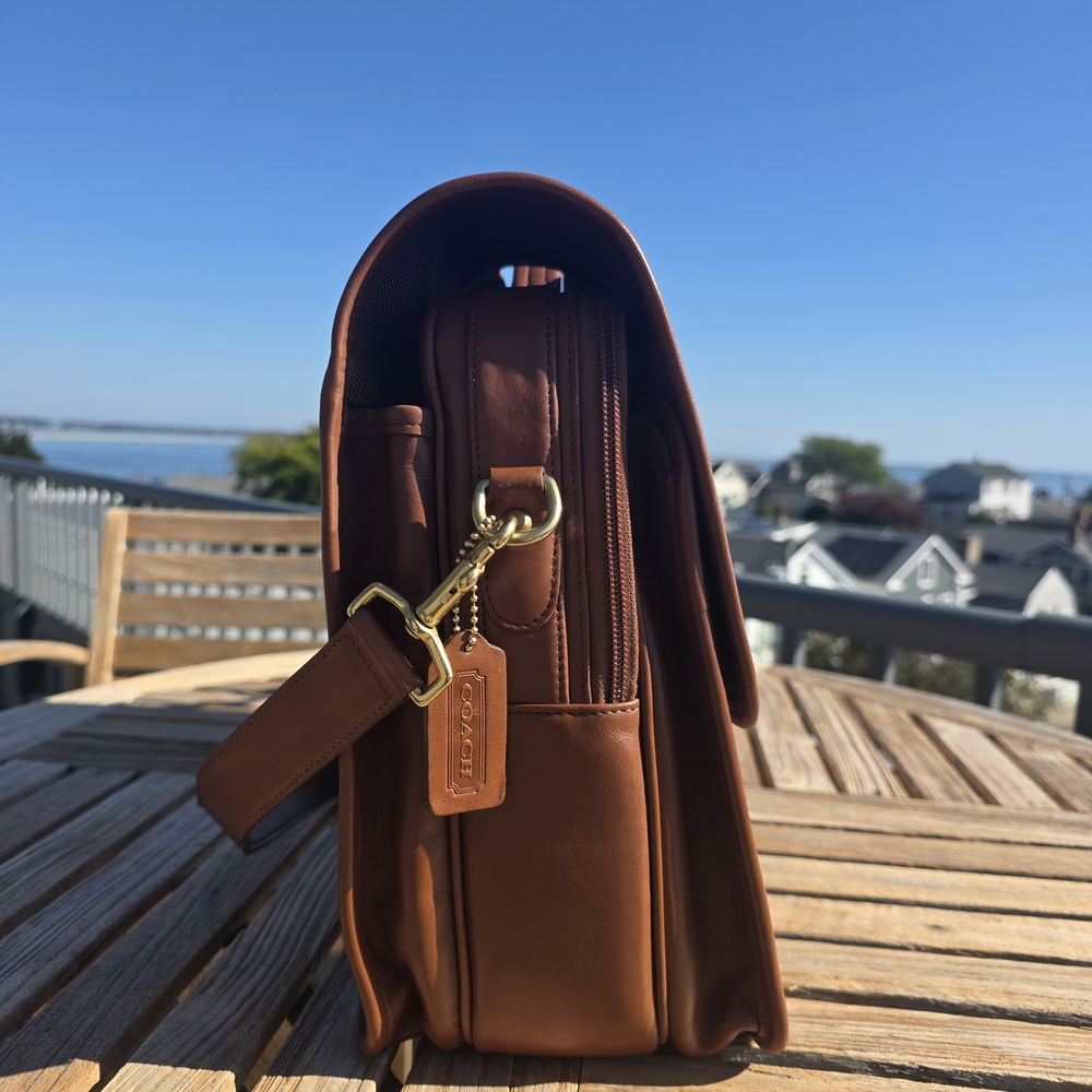 NEW, Vintage Coach, Organizer Brief - Picture 9 of 16